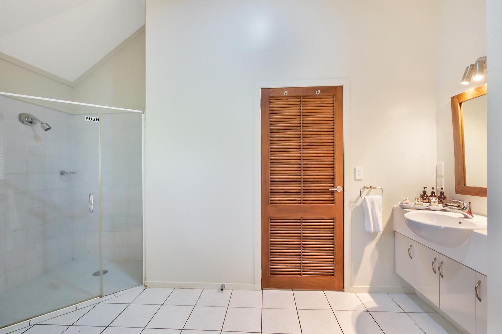 Crown Beach Resort & Spa (Adults Only) Rarotonga Kültér fotó